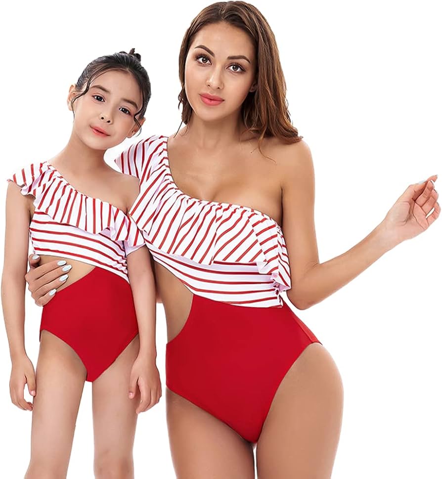 EL DÚO PERFECTO TRAJES DE BAÑO MADRE E HIJA .